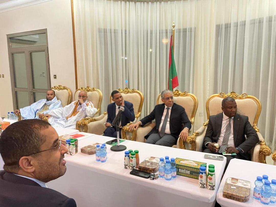 بعثة من وزارة الخارجية تعقد اجتماعًا مع الجالية الموريتانية في دولة قطر